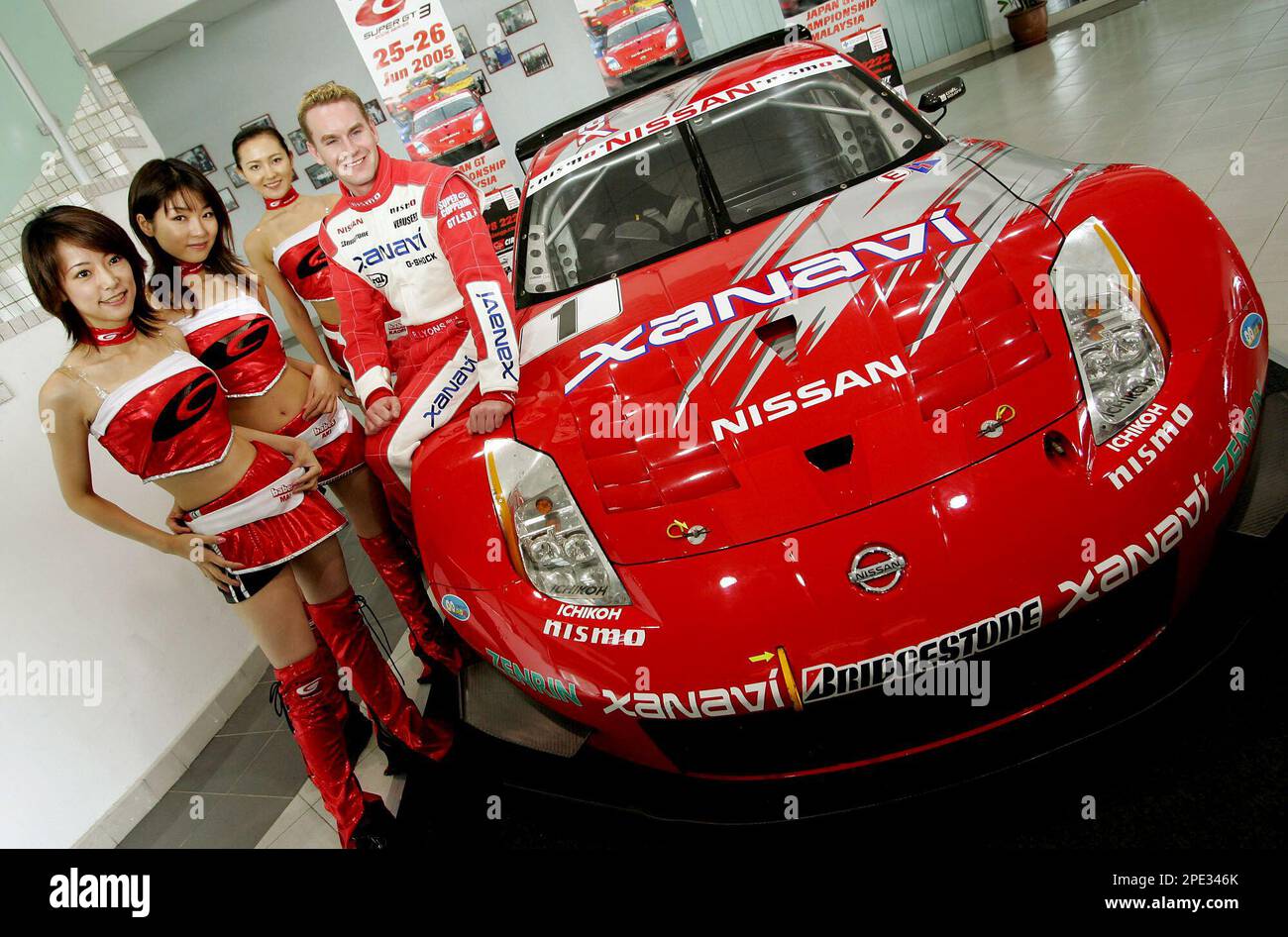 優勝記念モデル'04JGTC MOTUL&XANAVI Z Malaysia Motul Pitwork Z 2004 JGTC Team Champion Special Edition
