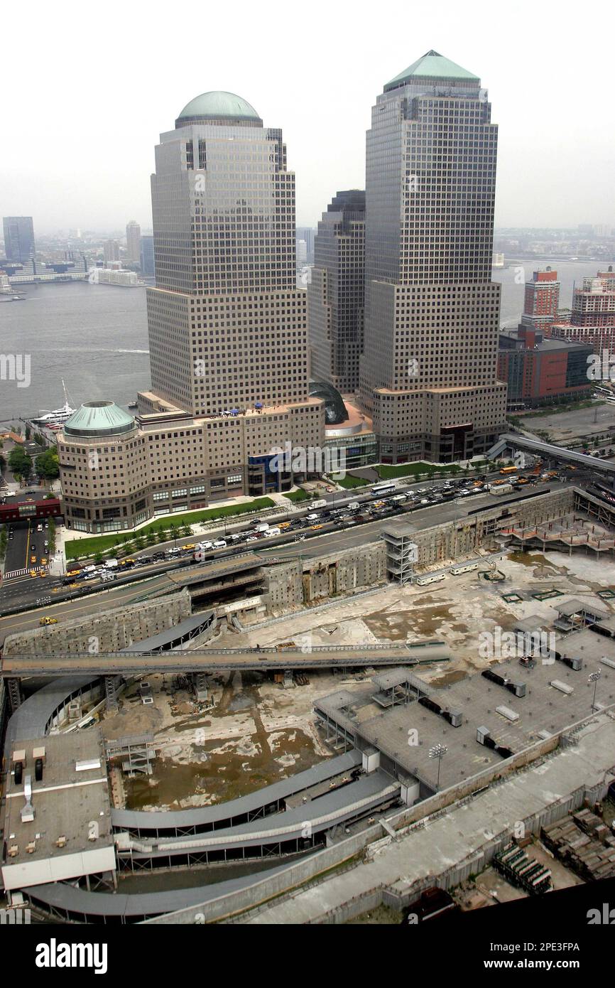 https://c8.alamy.com/comp/2PE3FPA/the-world-trade-center-site-is-shown-thursday-june-16-2005-in-new-york-the-freedom-tower-is-planned-to-replace-the-twin-towers-that-were-destroyed-sept-11-2001-new-york-gov-george-pataki-ordered-a-redesign-of-the-tower-the-signature-building-planned-for-the-lower-manhattan-site-in-may-to-address-police-concerns-including-that-the-structure-would-be-too-vulnerable-to-truck-bombs-pataki-has-said-the-new-design-will-be-unveiled-later-this-month-ap-photomark-lennihan-2PE3FPA.jpg