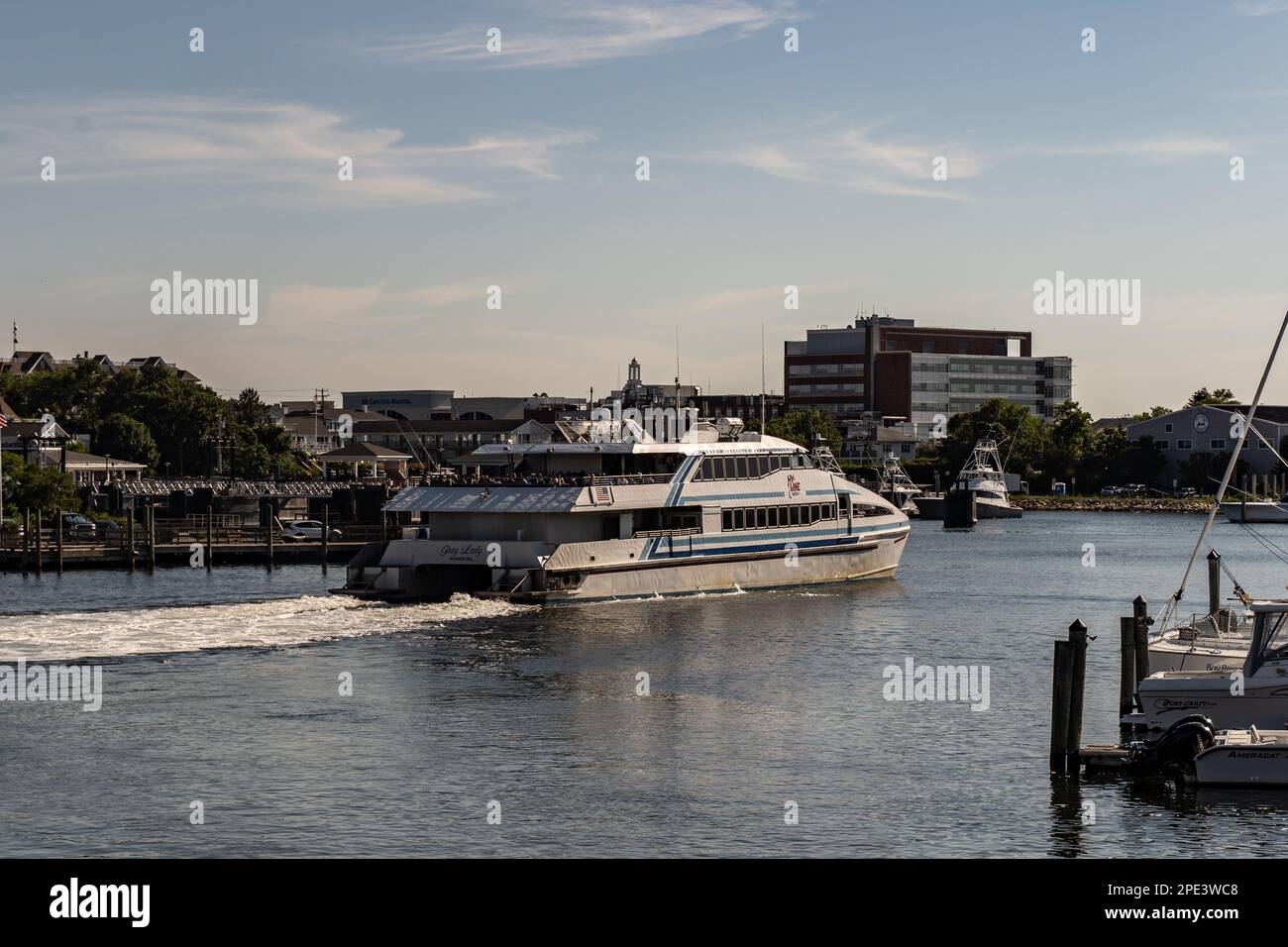 HHyannis Port, Massachusetts - July 8, 2022: Hy-Line high speed ferry leaves in Hyannis Port on a trip to Martha’s Vineyard Stock Photo