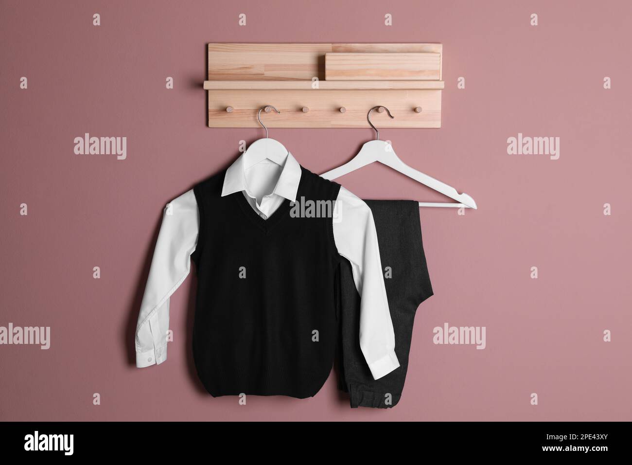 Formal school uniform hi-res stock photography and images - Alamy