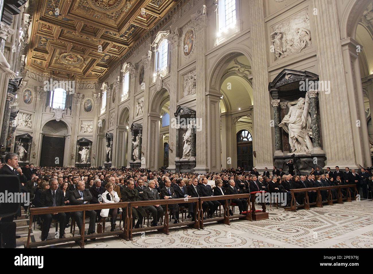 A view of the mass celebrated by the pope s vicar for rome cardinal