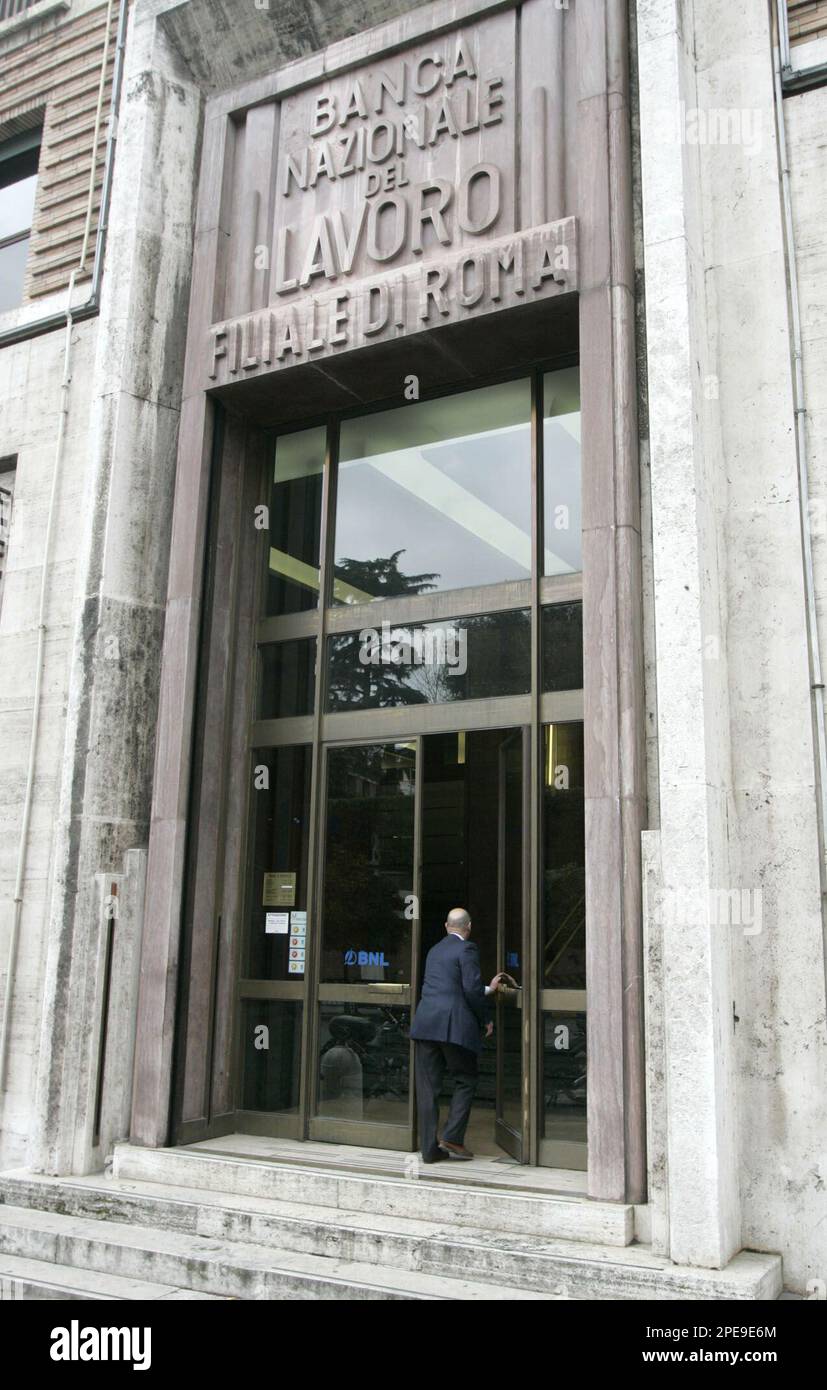 A person enters the headquarters of the Banca Nazionale del Lavoro (BNL),  in Rome, Tuesday, March 29, 2005. Spanish bank Banco Bilbao Vizcaya  Argentaria SA said Tuesday it had approved an euro6.44