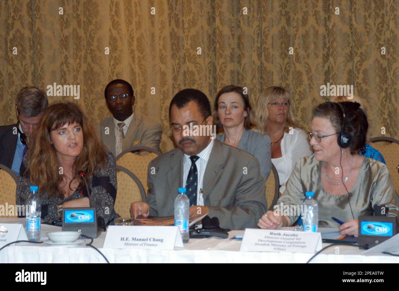 Left to right, Norwegian Minister of International Development, Hilde Frafjord Johnson, Mozambican Finance Minister, Manuel Chang and Ruth Jacoby, Director General of Foreign Afairs, Sweden during a meeting in Maputo, Tuesday March 22, 2005. Johnson and Jacoby are in the country with prominent senior officials from the United Kingdom and the World Bank for meetings with Mozambican authorities, the UN, donors and civil society representatives to co-ordinate aid and to align it more closely with partner countries' priorities. The starting point of discussions will be the organisation of HIV/AIDS Stock Photo