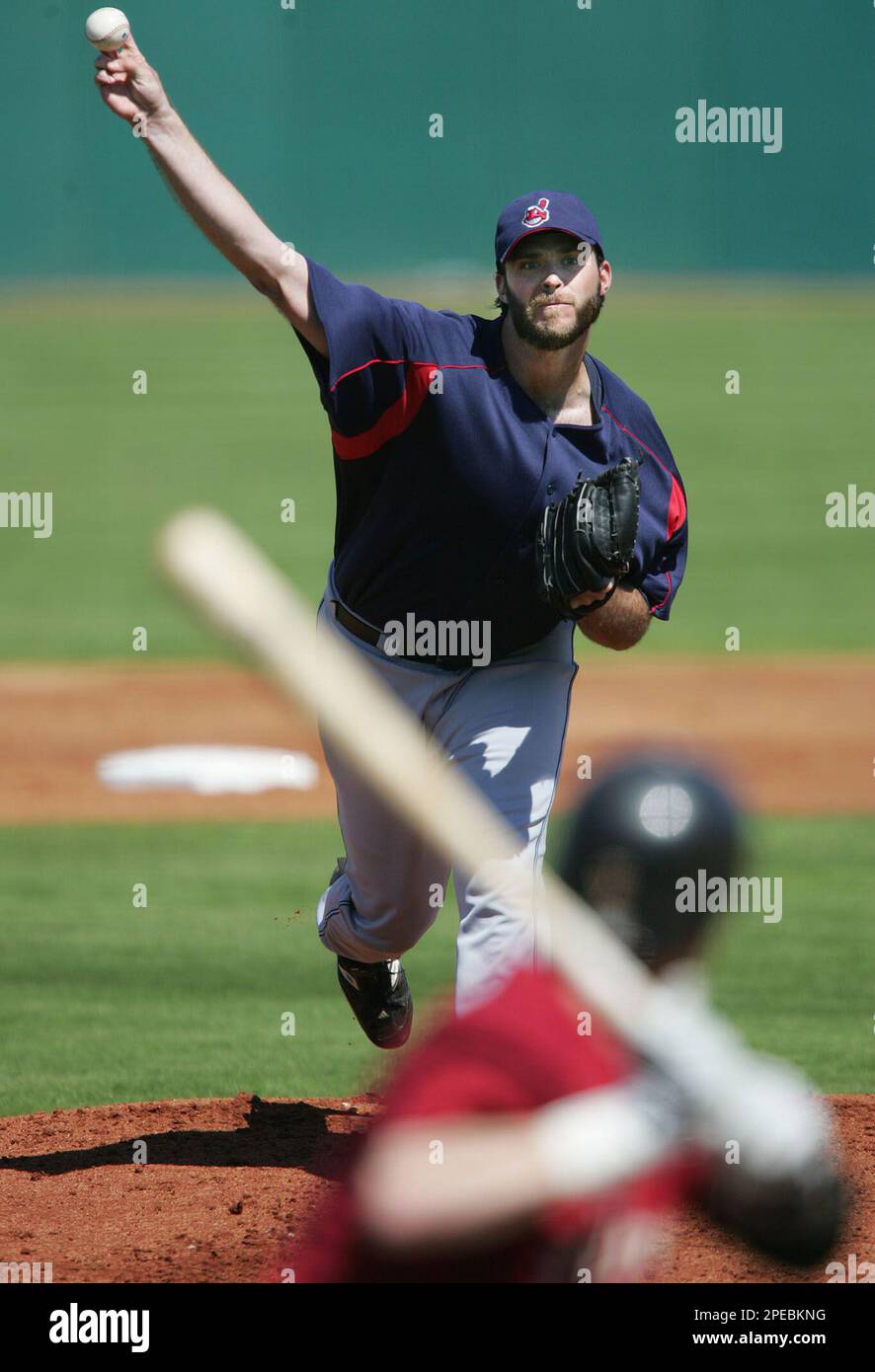 Houston Astros pitching coach Burt Hooten, left, talks to pitcher Scott  Elarton during the third inning against the Pittsburgh Pirates, Friday,  March 9, 2001, in Kissimmee, Fla. Elarton gave up six runs