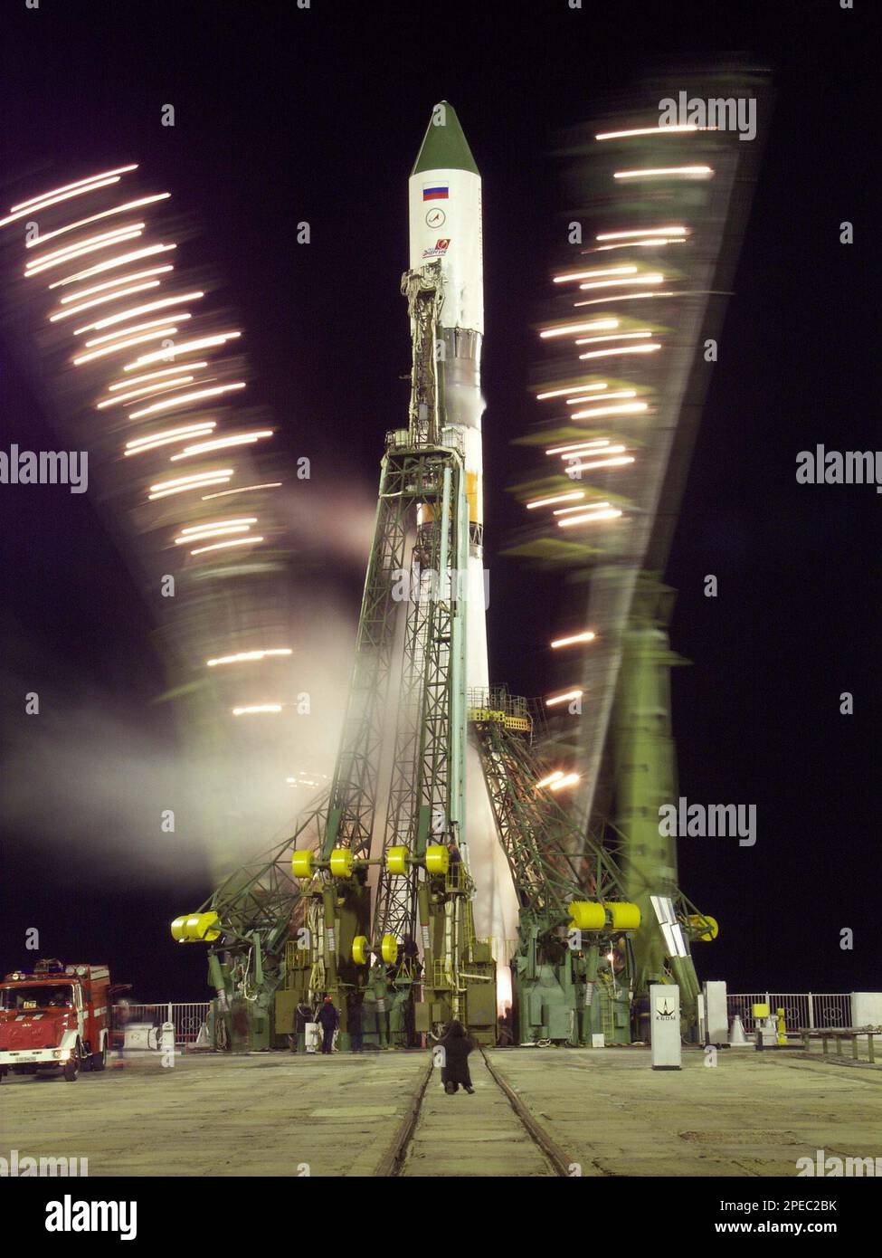 Russian Soyuz-U rocket booster with Progress M-52 space is ready to ...
