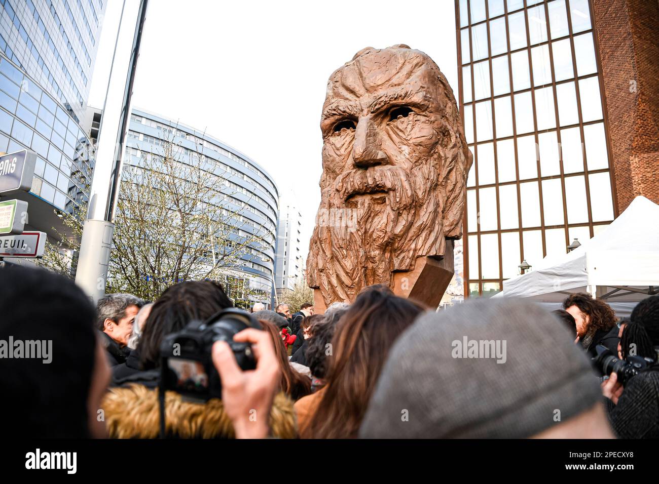 Paris, France. 16th Mar, 2023. The sculptor Assem Al Bacha at the inauguration of a monumental sculpture of the Syrian poet Abu-l-Ala al-Maari (or Ma'arri) in Montreuil near Paris, France on March 15, 2023. Credit: Victor Joly/Alamy Live News Stock Photo