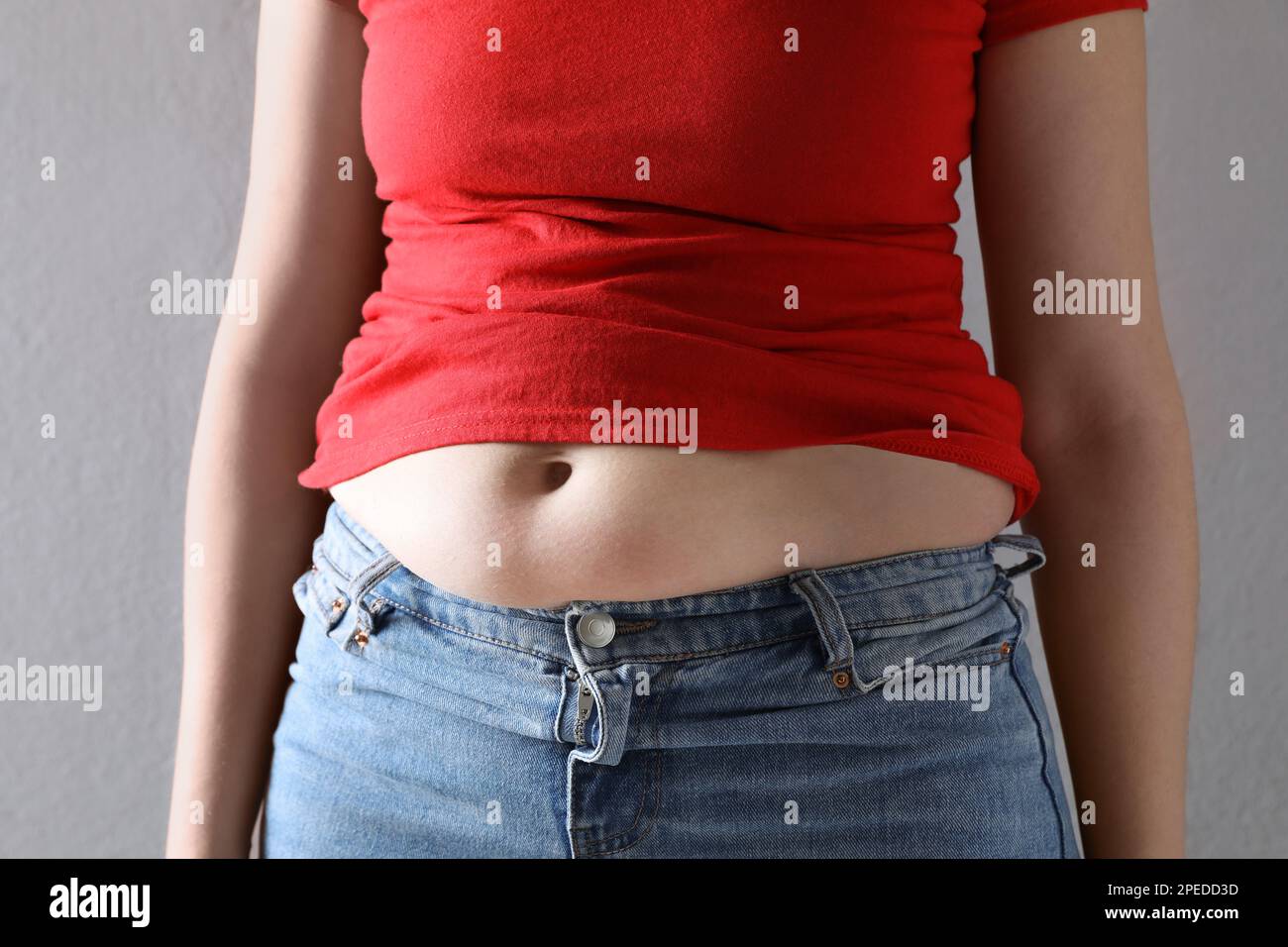 Woman fat clothes tight hi-res stock photography and images - Alamy