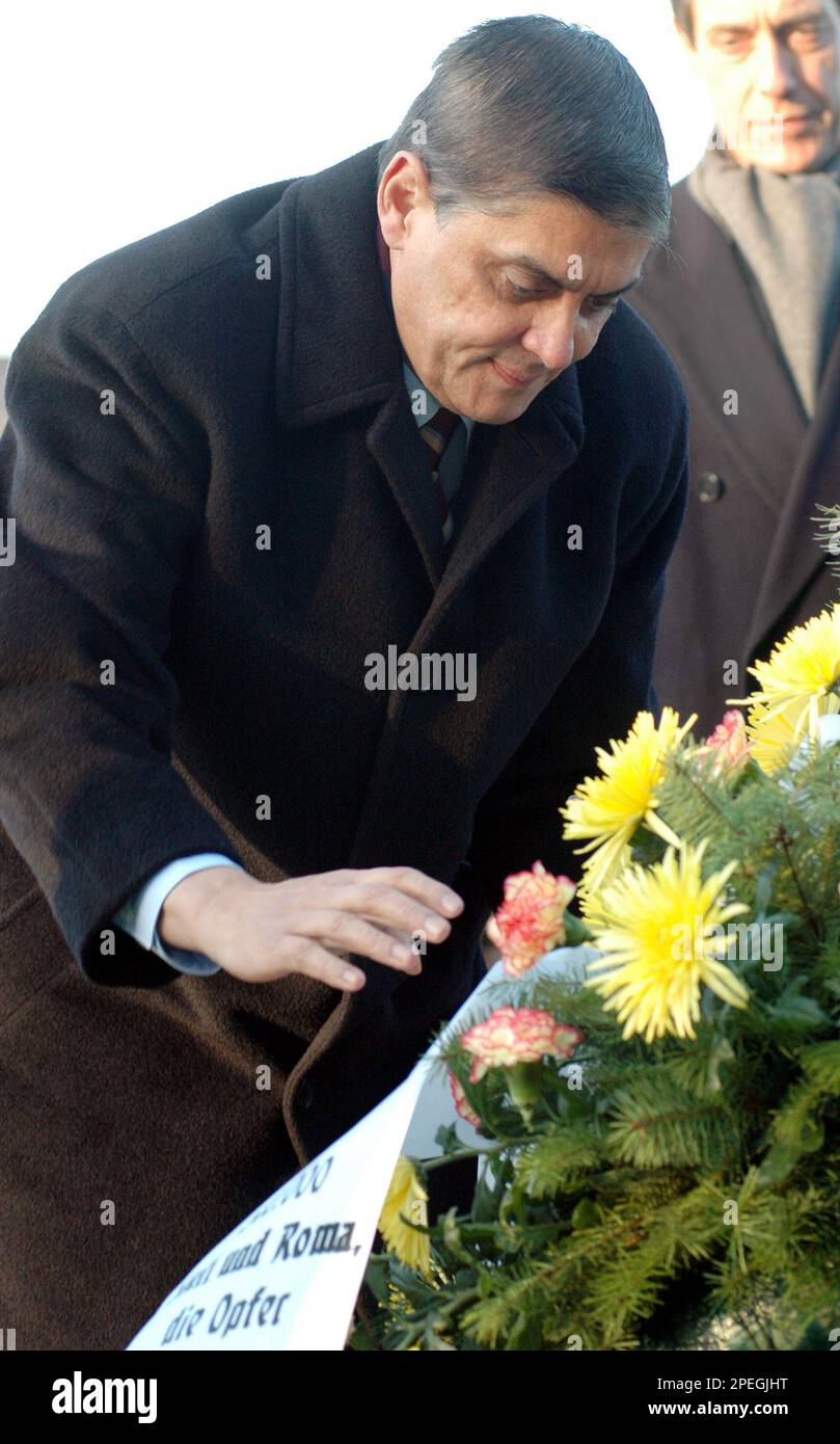 Chairman of the German Sinti and Roma, Romani Rose, lays down a wreath ...