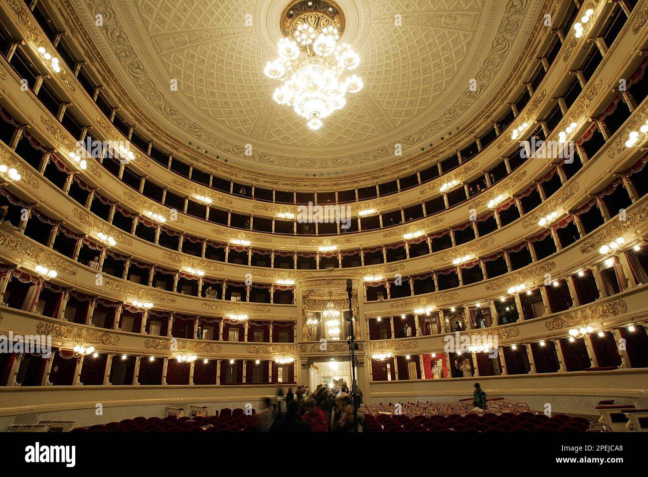 A view of the La Scala opera house, in Milan, Italy, Friday, Nov. 12, 2004.  After a three-year 'exile' on the city's outskirts, the famed opera company  is returning home to its