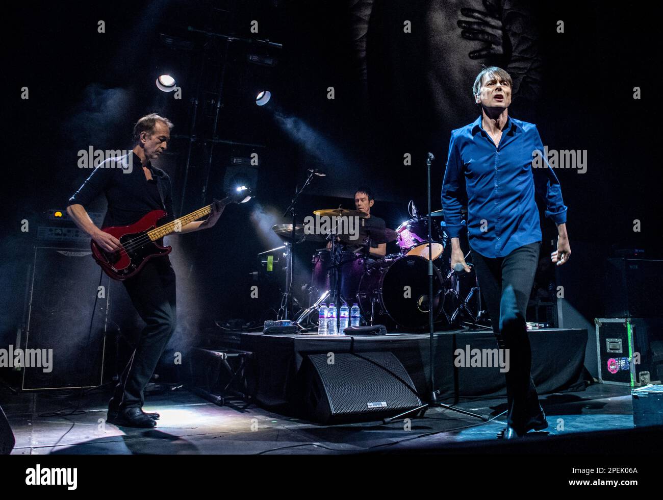 York, UK. 15th Mar, 2023. Brette Anderson, frontman of Suede, playing a live gig at The Barbican in York. In the background are bassist Mat Osman and drummer Simon Gilbert. Picture Credit: ernesto rogata/Alamy Live News Stock Photo