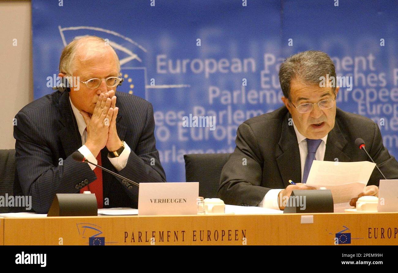 European Commission President Romano Prodi, right, speaks at the European  Parliament in Brussels, Wednesday Oct. 6, 2004. The European Union's head  office on Wednesday recommended the start of EU membership talks for