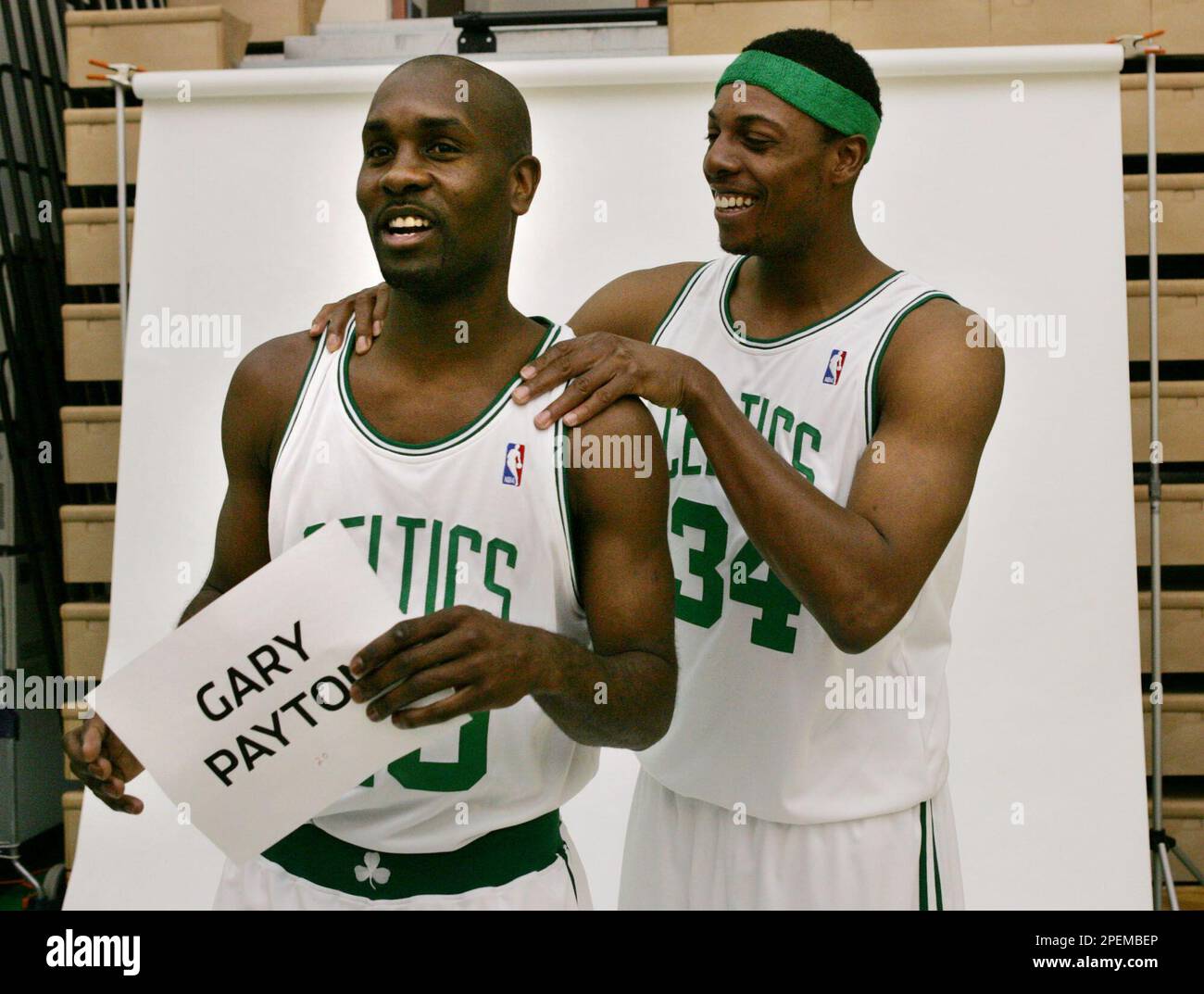 Gary payton best sale celtics jersey