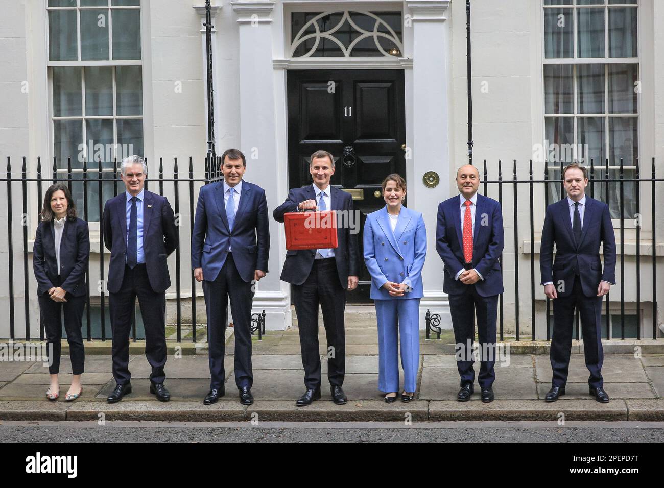 London, UK. 15th Mar, 2023. (l-t-r) Joanna Penn, James Cartlidge, John Glen, Jeremy Hunt, Victoria Atkins, Andrew Griffith, Gareth Davies. Jeremy Hunt, MP, Chancellor of the Exchequer outside No 11 Downing Street with the iconic red despatch box, which the briefcase is known as, before he delivers the Spring Budget to Parliament. Credit: Imageplotter/Alamy Live News Stock Photo