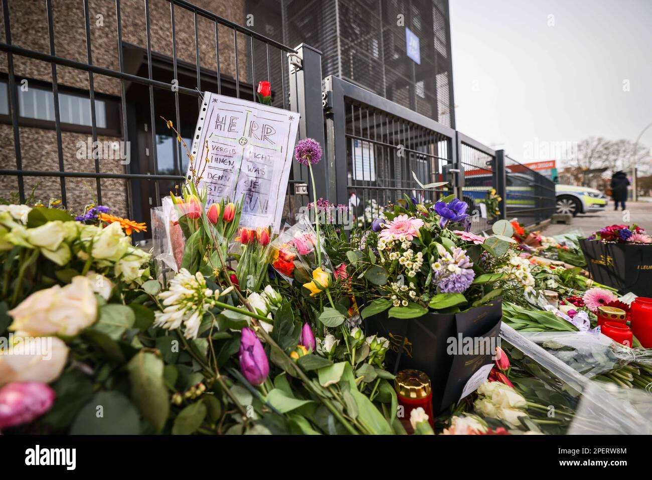 Hamburg, Germany. 16th Mar, 2023. A note with the text "Lord