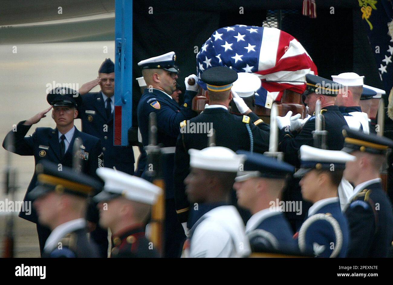 The casket of former President Ronald Reagan arrrives at Andrews Air ...