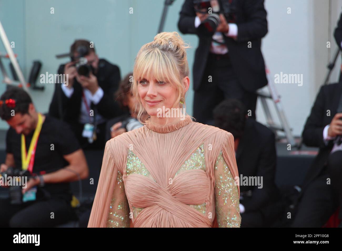 Melanie Laurent red carpet 