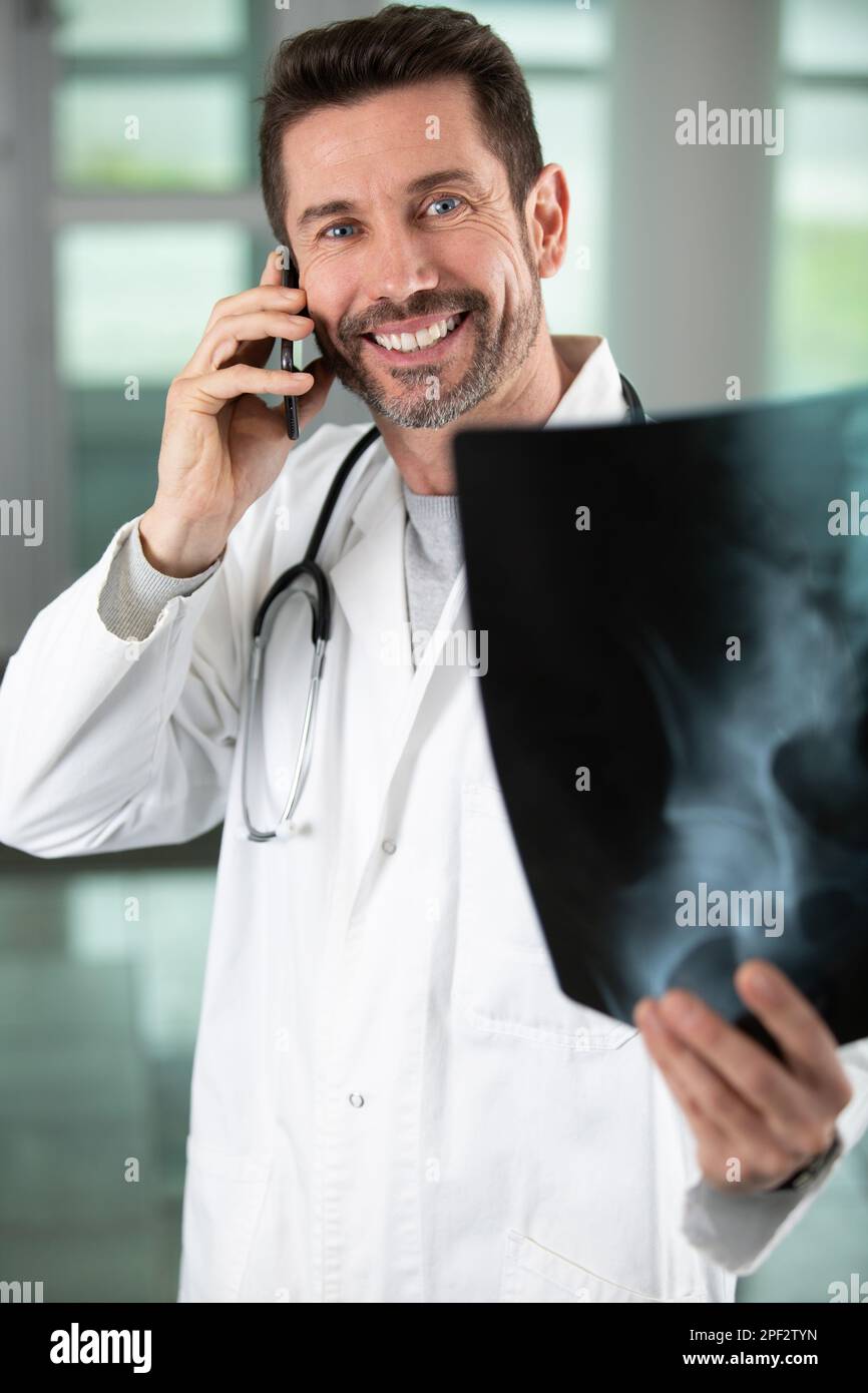 Doctor portrait close up x ray hi-res stock photography and images - Alamy