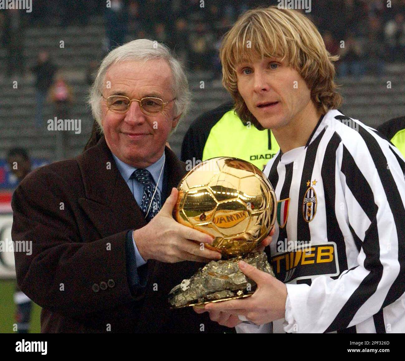 Czech football player Pavel Nedvěd with the Golden Ball Award Stock Photo -  Alamy