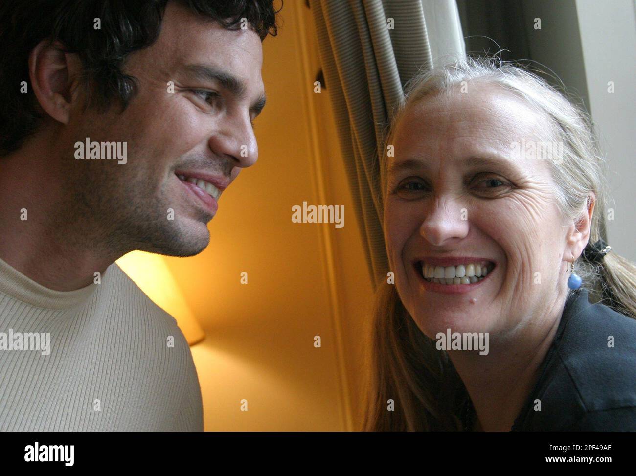 actor mark ruffalo left and director jane campion pose in new york oct 4 2003 campion in conversation doesnt actually say the word comeback but the visionary director of the piano sounds ripe for another film to get the public talking in the cut her latest film stars meg ryan ruffalo and jennifer jason leigh ap phototina fineberg 2PF49AE