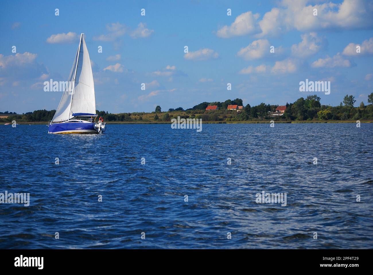 Shop buildings in Ruciane Nida, Masuria lake district in Poland, Europe,  Popular tourist place architecture aat the end of summer season, empty  exteri Stock Photo - Alamy