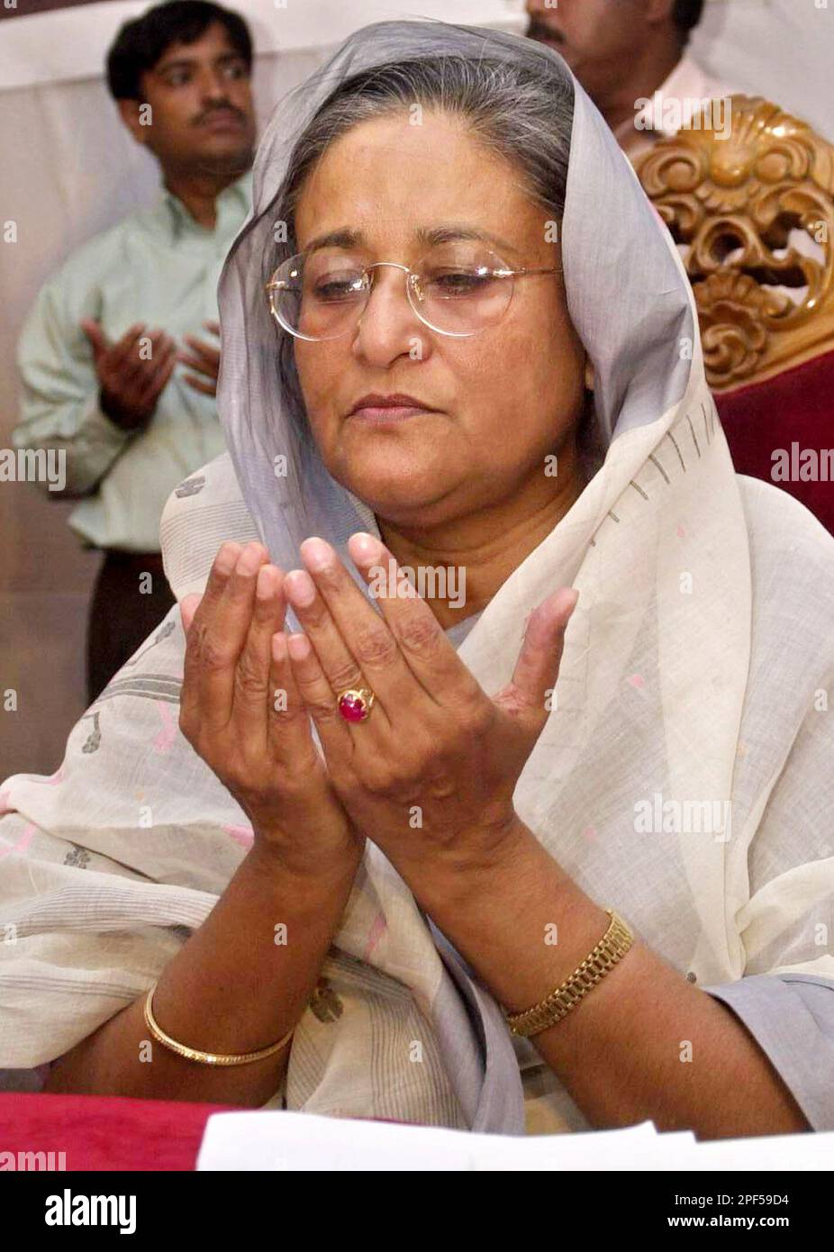 Xotin sexwife tomonidan becerdin oladi