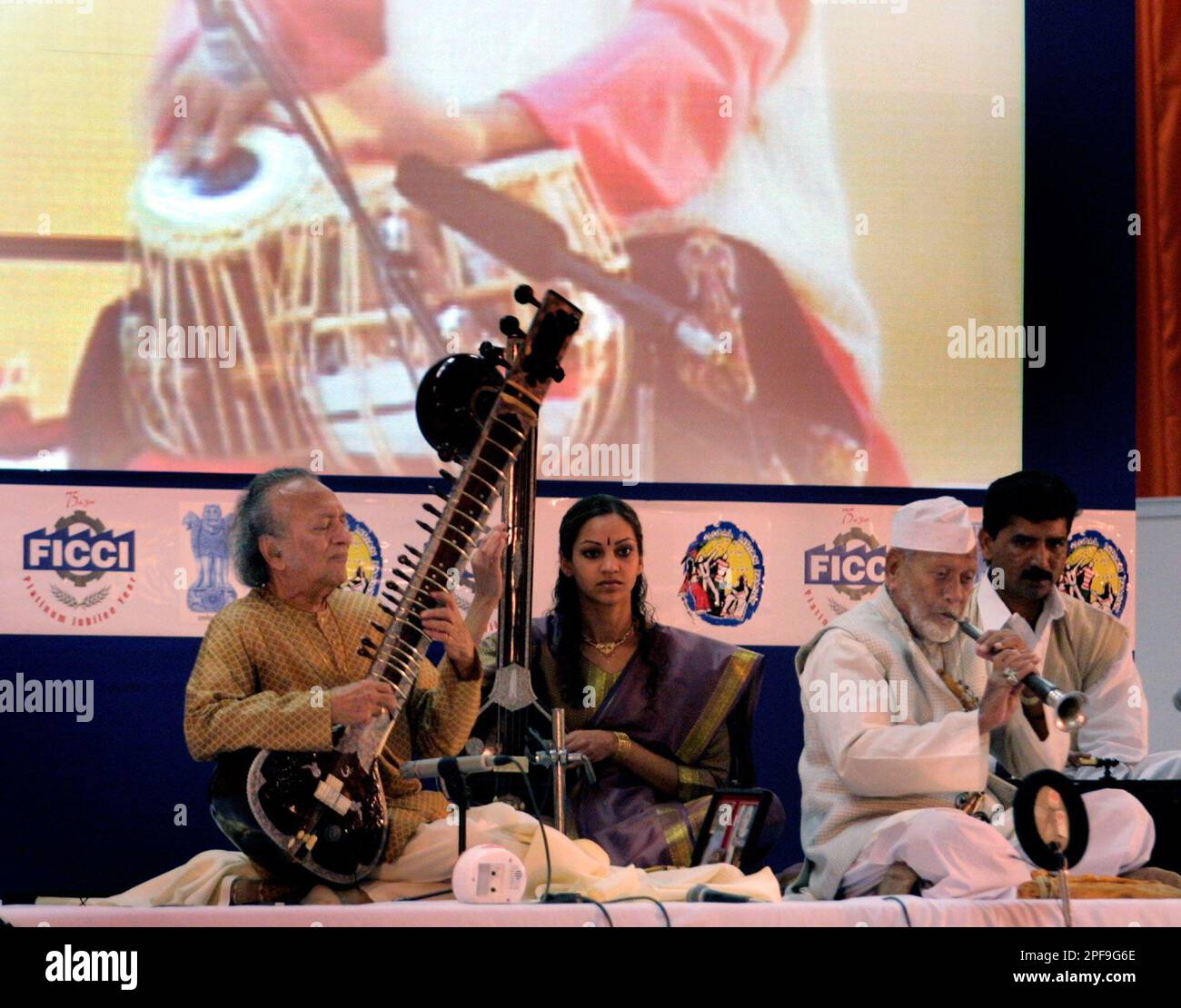World famous Indian Musician Sitar maestro Pandit Ravi Shankar, left
