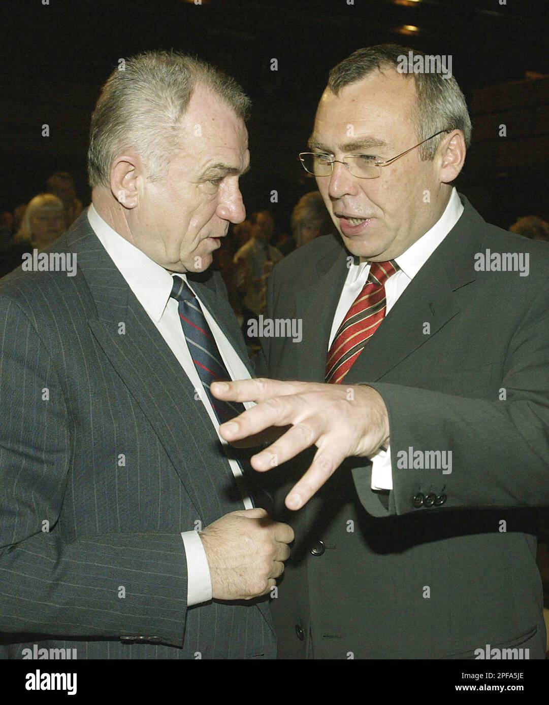 SPOeChef Alfred Gusenbauer, spricht am Donnerstag, 14. Nov. 2002 beim