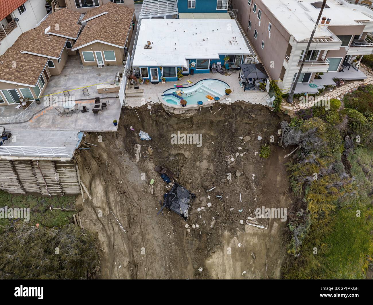 San Clemente, USA. 16th Mar, 2023. A backyard of a cliffside home in