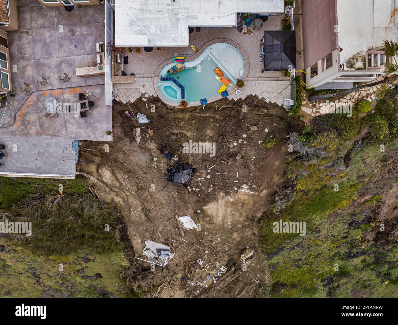 San Clemente, USA. 16th Mar, 2023. A backyard of a cliffside home in