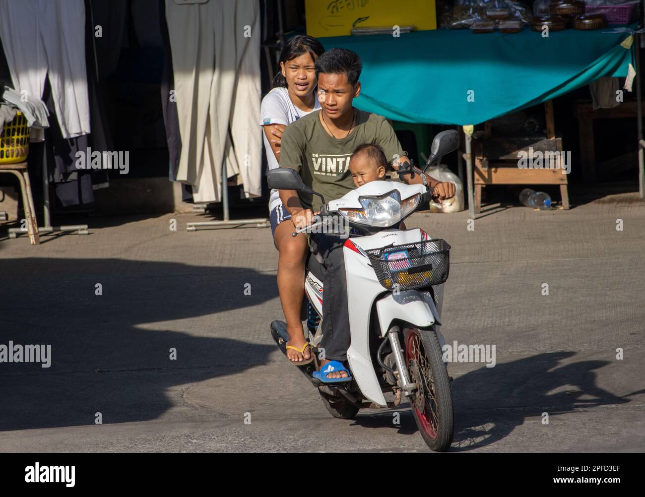 Motorbike baby hi res stock photography and images Alamy
