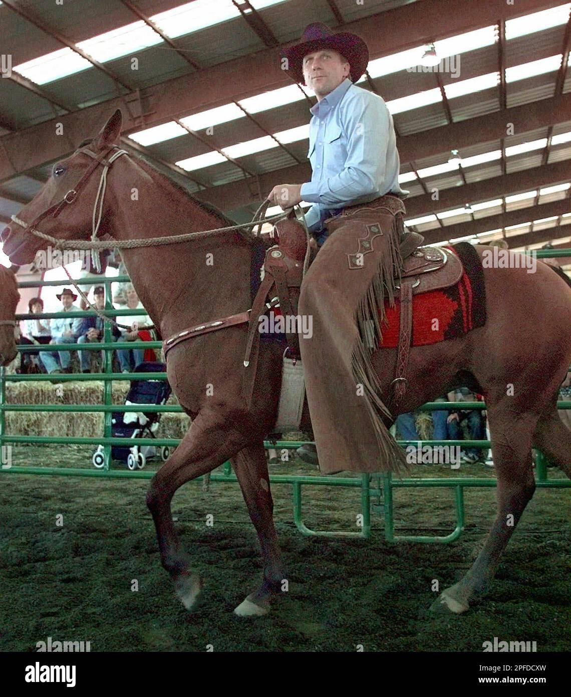 Former San Francisco 49ers quarterback Joe Montana participates in the