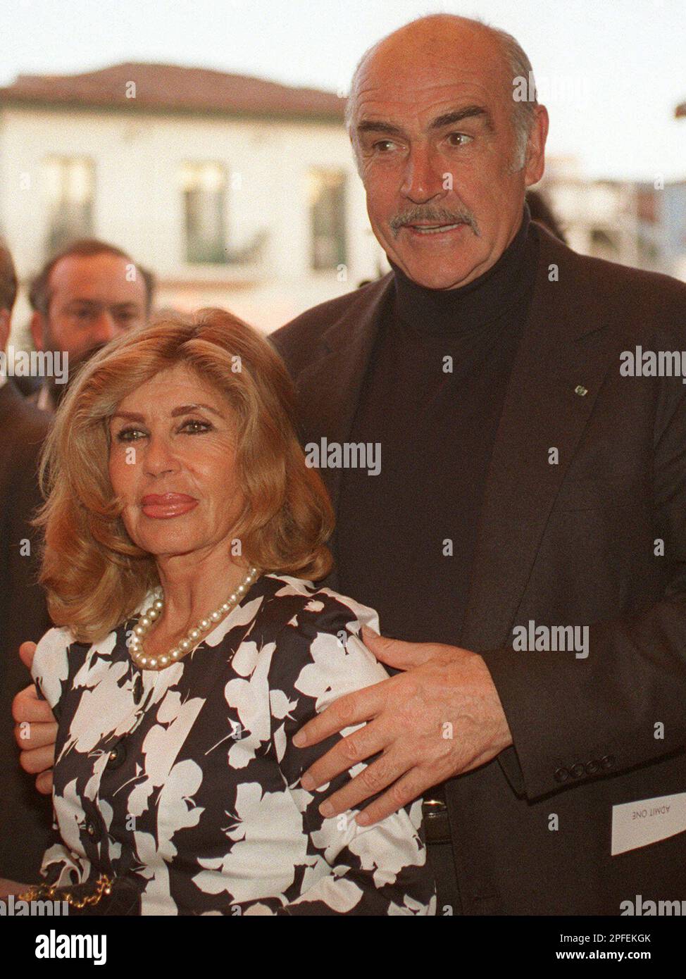 Sean Connery and his wife, Micheline Roquebrune, arrive at the premiere