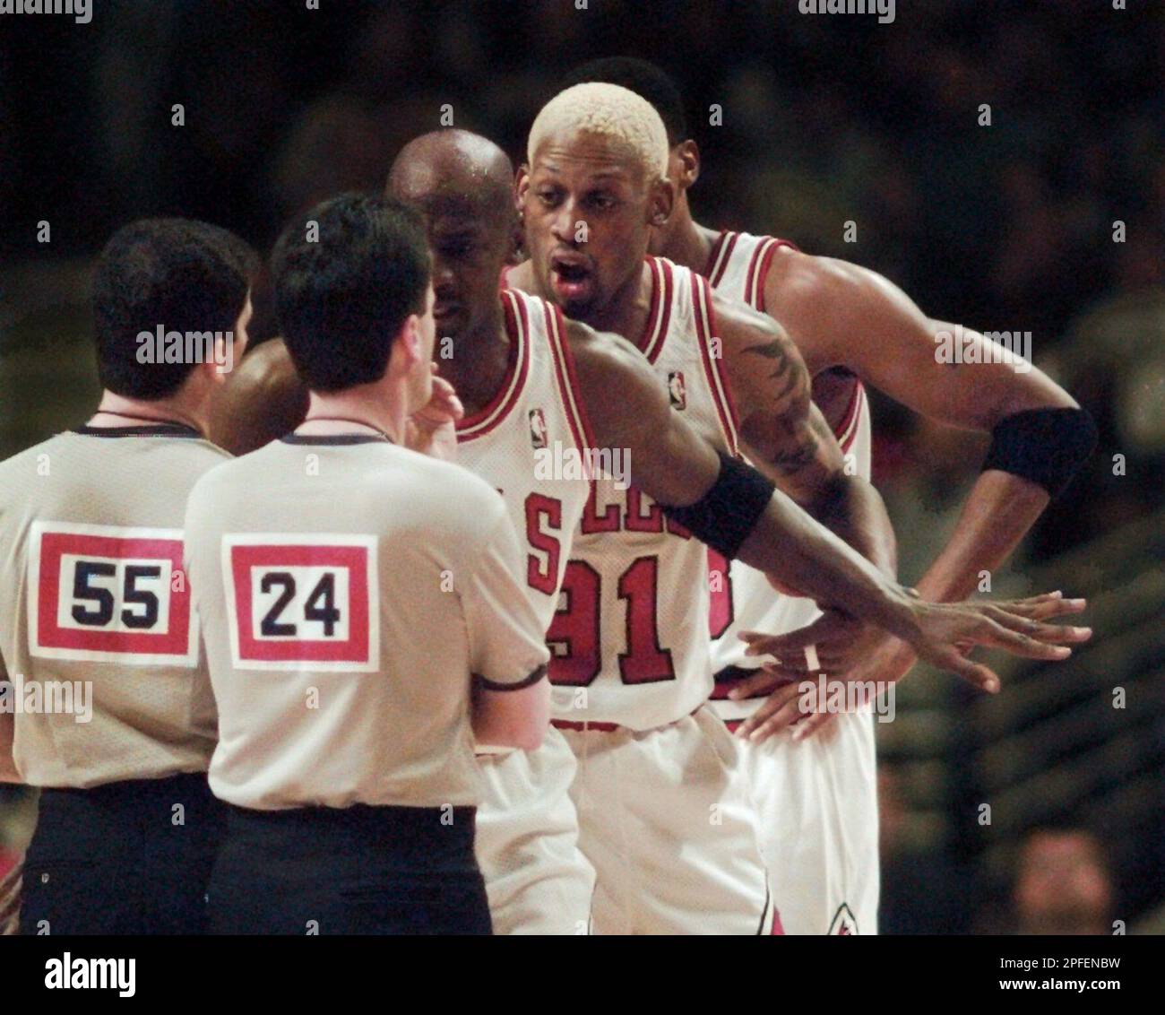 Shawn KEMP Dunks Over Dennis RODMAN! (1996 Finals) 