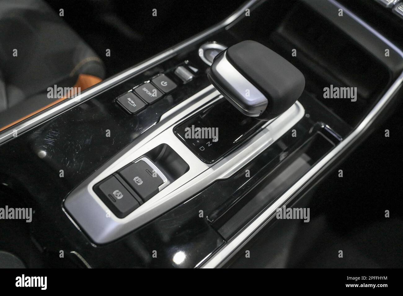 Kaiyi X3 Pro crossover at the opening of the first Kaiyi dealership in ...