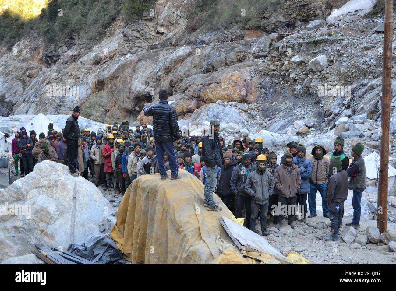 Rudarprayag, Uttarakhand, India, April 26 2014, Laborers of Kedarnath reconstruction Project. In June 2013, a multi-day cloudburst centered on the Nor Stock Photo