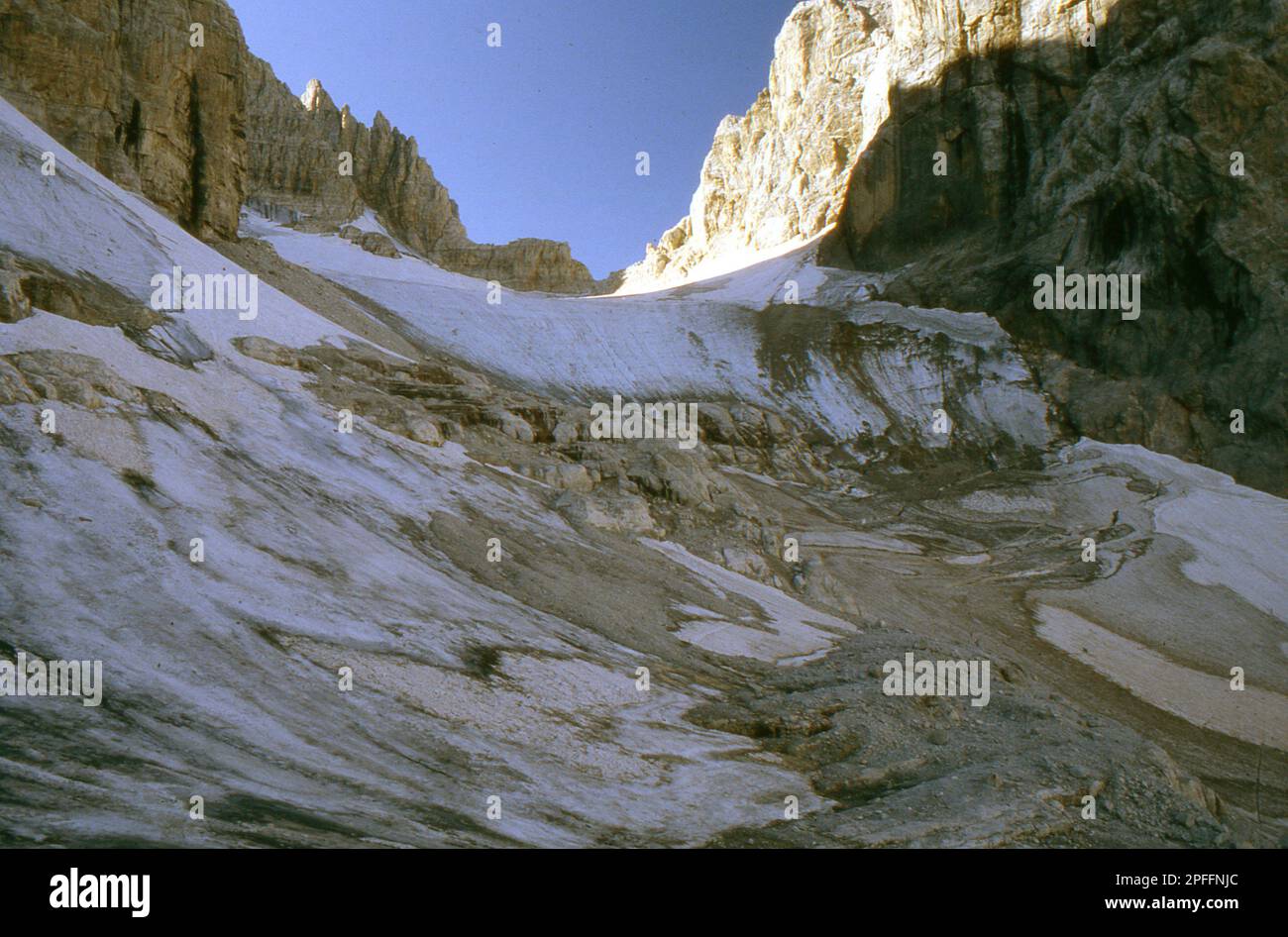 Vedretta dei Camosci nel 1987, Dolomiti di Brenta Stock Photo