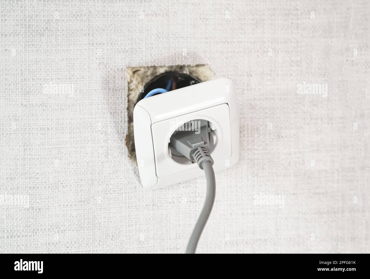 Dangerous power socket hires stock photography and images Alamy