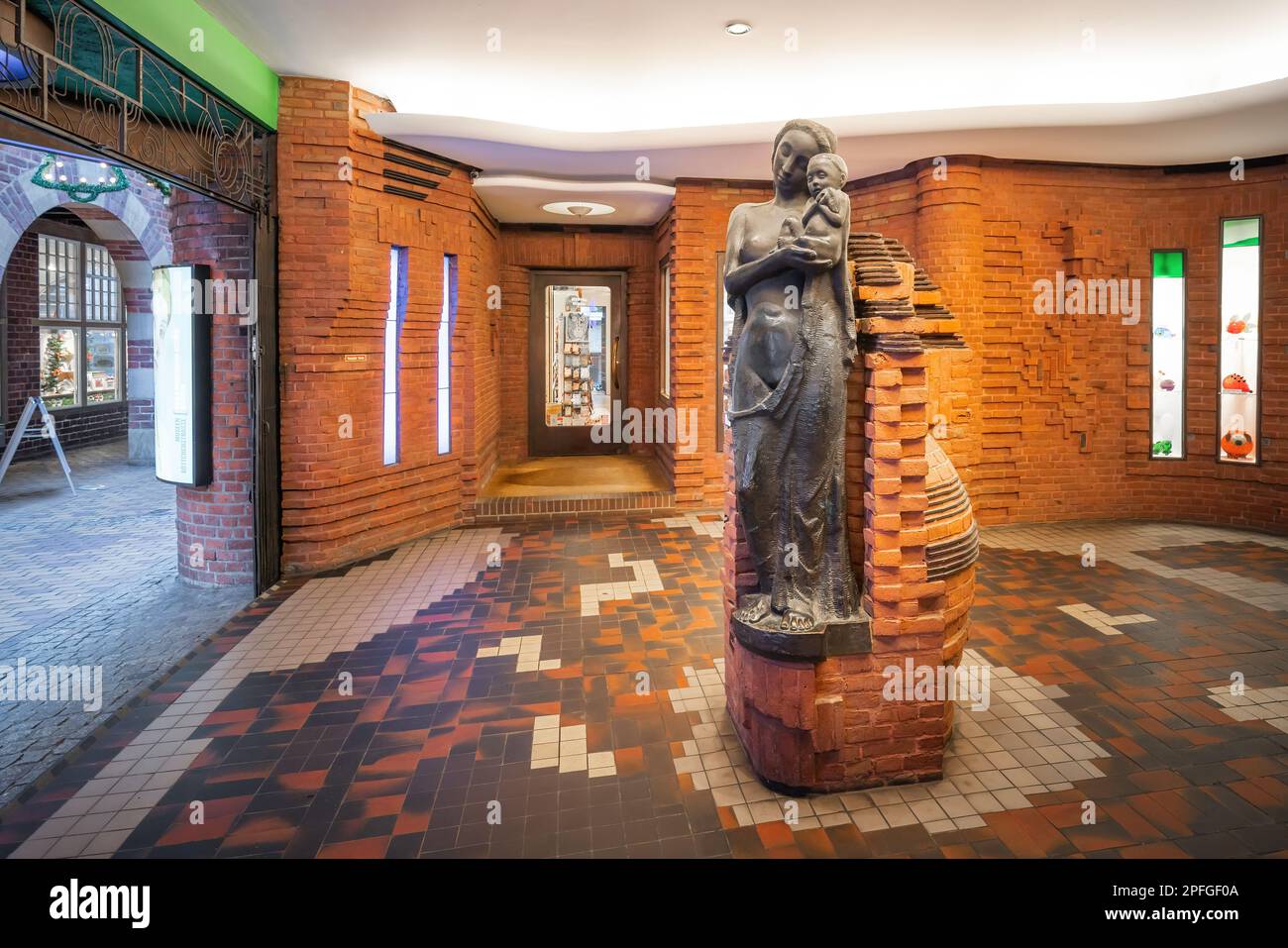 Mother and Child II (Madonna) by Bernhard Hoetger at Paula Modersohn-Becker Museum at Bottcherstrasse Street - Bremen, Germany Stock Photo