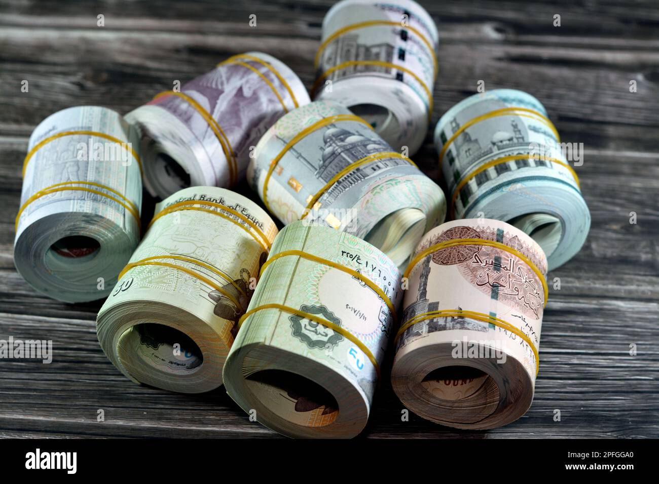 Rolled up 20 pound note hires stock photography and images Alamy