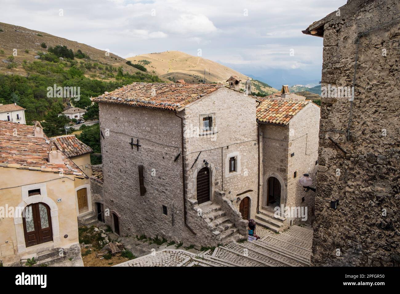 Italy, Santo Stefano di Sessanio Stock Photo Alamy