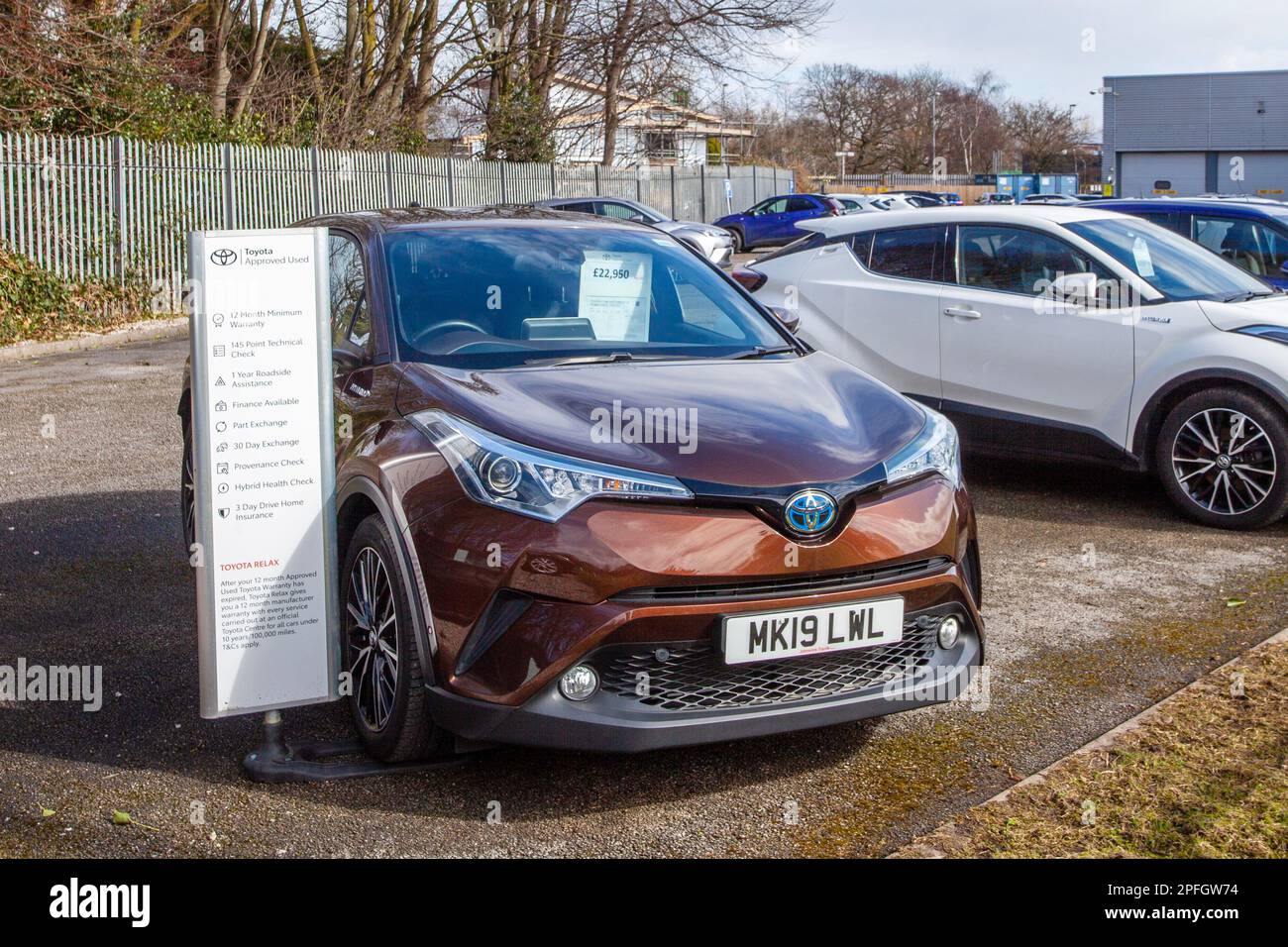 Toyota c hr hybrid hi-res stock photography and images - Alamy