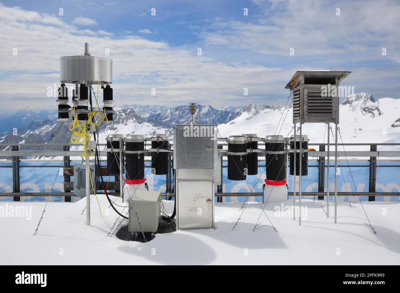 Measuring station, meteorology, environmental research station, Schneefernerhaus, Zugspitze, Bavaria Stock Photo