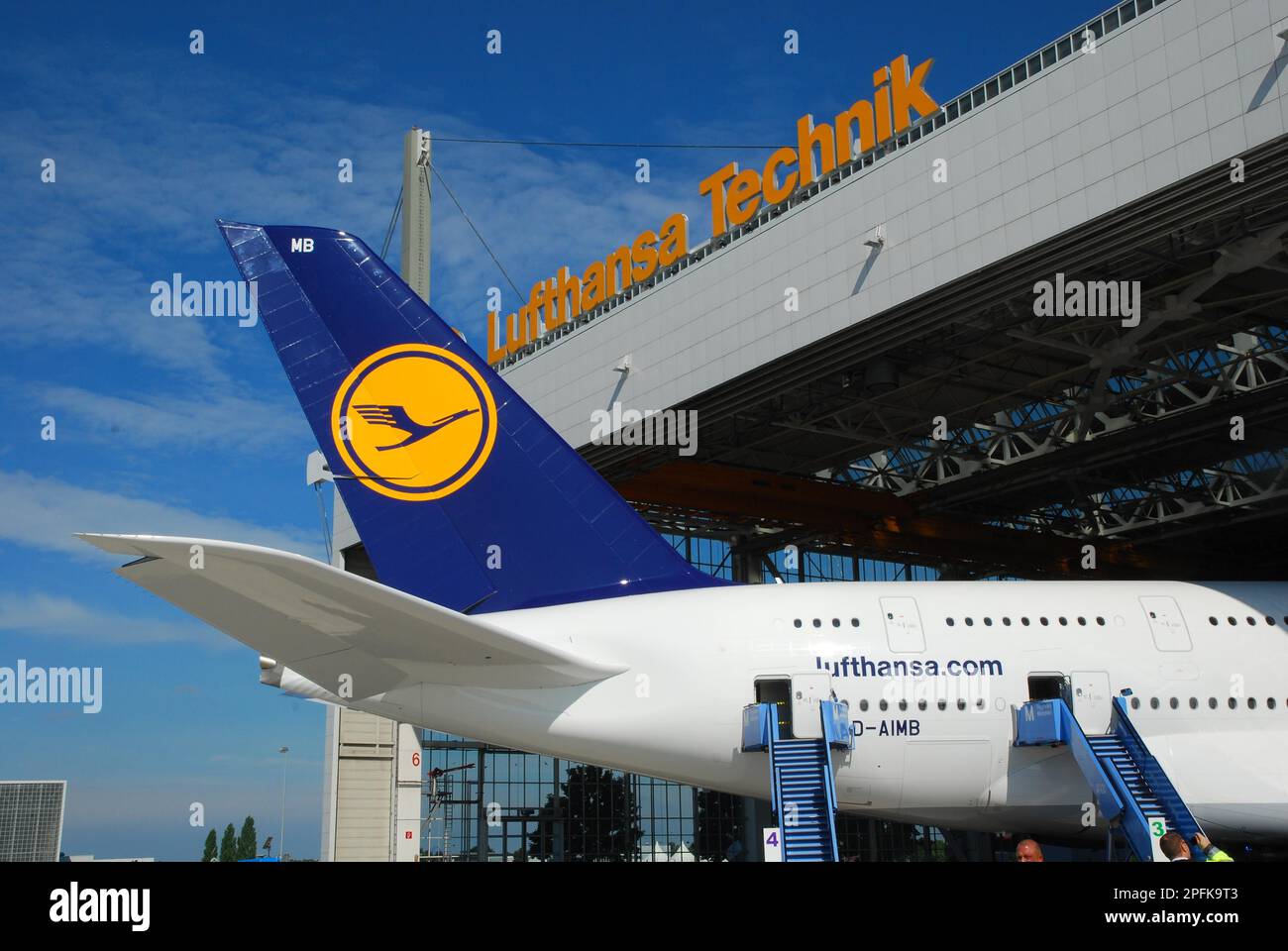 Civil aviation, passenger aircraft, maintenance hangar, Lufthansa, Airport, Munich Stock Photo