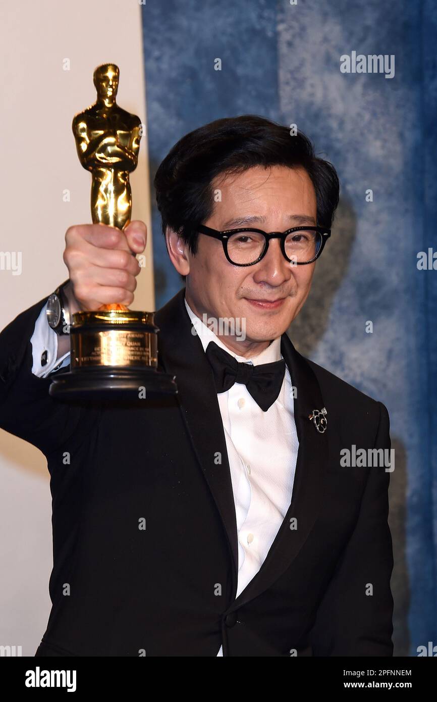 LOS ANGELES - MAR 12: Ke Huy Quan at the 2023 Vanity Fair Oscar Party ...