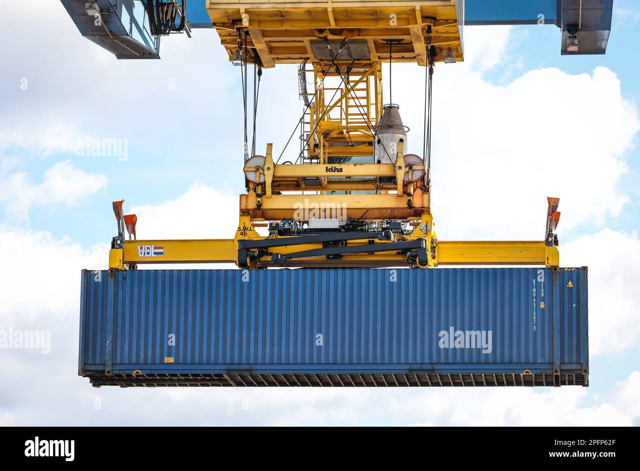 German handling company rail road hi-res stock photography and images ...