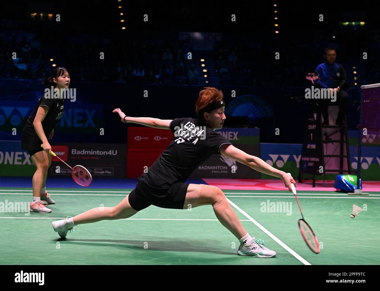 Utilita Arena, Birmingham, UK. 18th Mar, 2023. 2023 YONEX All England Open Badminton Championships, Semi Finals Day 5; Treesa JOLLY of India and GAYATRI GOPICHAND PULLELA of India versus BAEK Ha Na and LEE So Hee of Korea in the Womens Doubles semi Final, LEE So Hee of Korea plays a shot Credit: Action Plus Sports/Alamy Live News Stock Photo