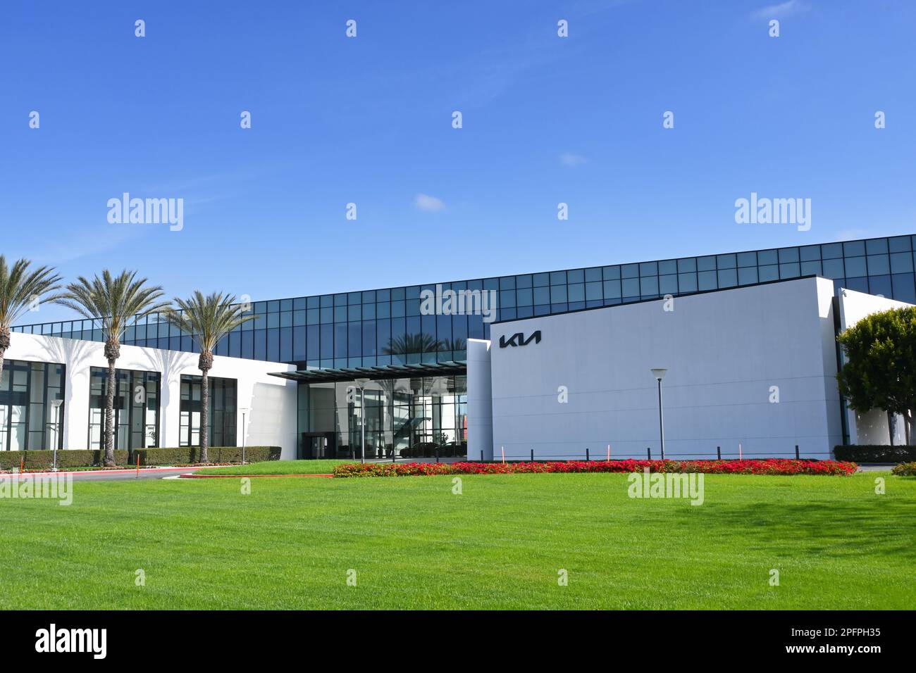 IRVINE, CALIFORNIA - 17 MAR 2023: The Kia America Headquarters Campus on Peters Canyon Road. Stock Photo