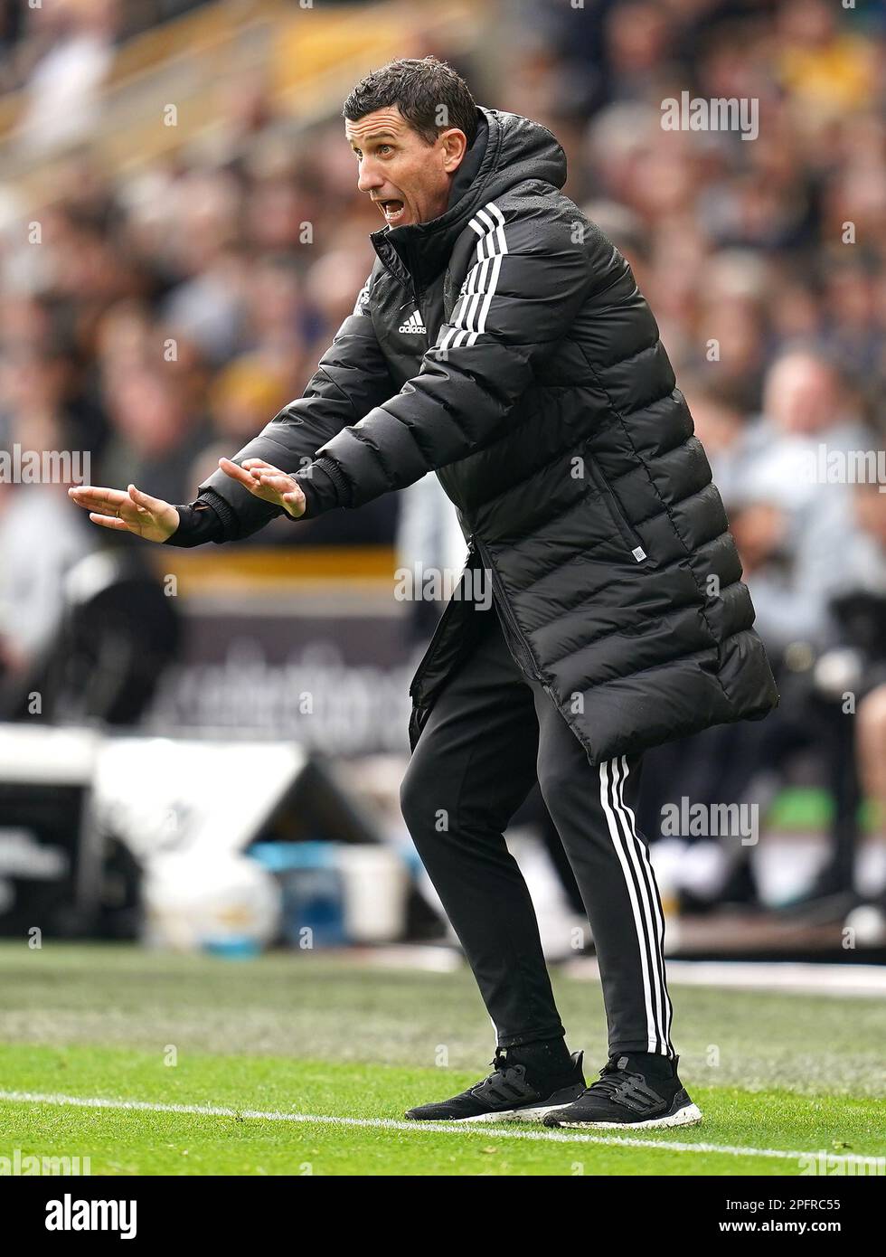 Leeds United manager Javi Gracia instructs his players during the
