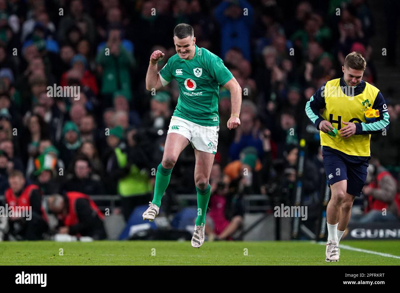 Ireland's Jonathan Sexton celebrates after his side score a third try during the Guinness Six Nations match at Aviva Stadium, Dublin. Picture date: Saturday March 18, 2023. Stock Photo