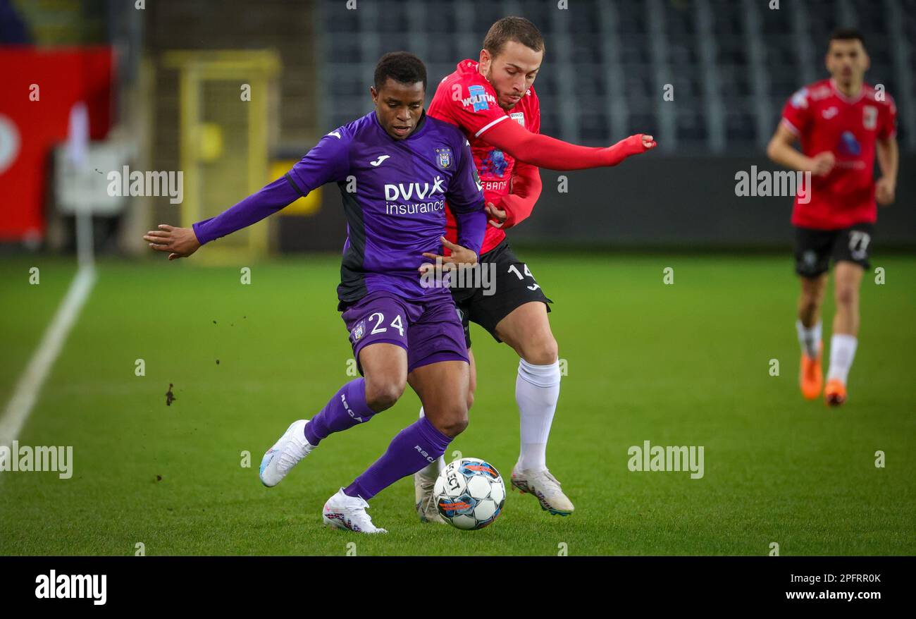 First Division A News: RSC Anderlecht vs RWD Molenbeek Confirmed